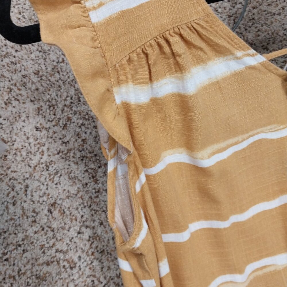 3488 Size Large Simply Vera Wang Gold Stripe Dress . - Picture 2 of 7